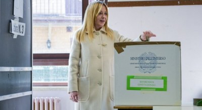 梅洛尼承认在意大利司法改革公投中落败