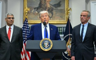 特朗普政府拟对部分进口药品征收最高100%关税