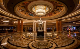 蒂尔曼・费尔蒂塔击败伊坎，洽谈以70亿美元收购凯撒娱乐