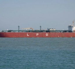 印度时隔七年恢复进口伊朗油气