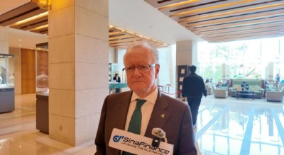 昆山杜克大学美方校长约翰·奎尔奇：你可能不是被AI替代，而是被懂AI的人替代