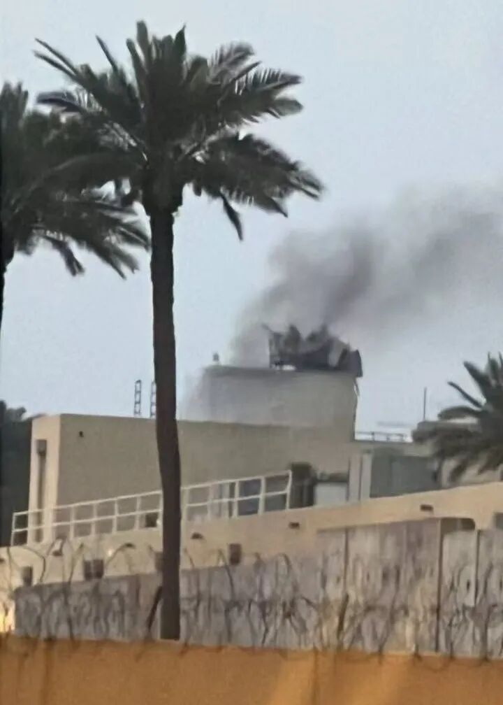 特朗普:伊朗已被“彻底击败”!美国驻伊拉克大使馆遭袭,其防空系统被摧毁-第1张图片-51吃大瓜 特朗普:伊朗已被“彻底击败”!美国驻伊拉克大使馆遭袭,其防空系统被摧毁-第1张图片-51吃大瓜