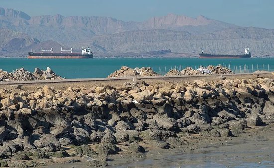 伊朗首次使用“泥石”,美拟组建“护航联盟”,战事速览→-第9张图片-51吃大瓜 伊朗首次使用“泥石”,美拟组建“护航联盟”,战事速览→-第9张图片-51吃大瓜