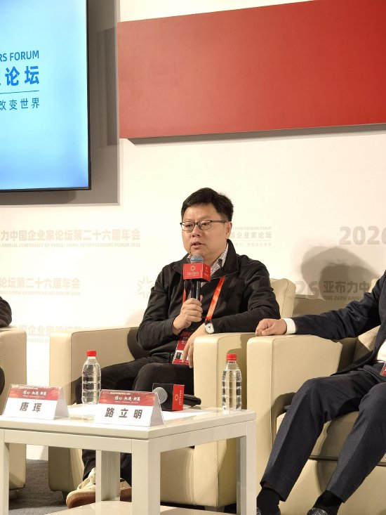 舍得酒业唐珲：中国白酒脱离了消费品正常的属性，溢价是不合理的-第1张图片-51吃大瓜