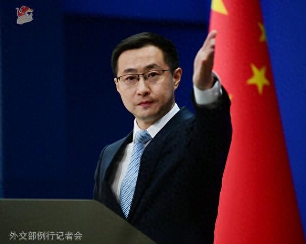 日本网友批评高市访美姿态谄媚，外交部回应-第1张图片-51吃大瓜