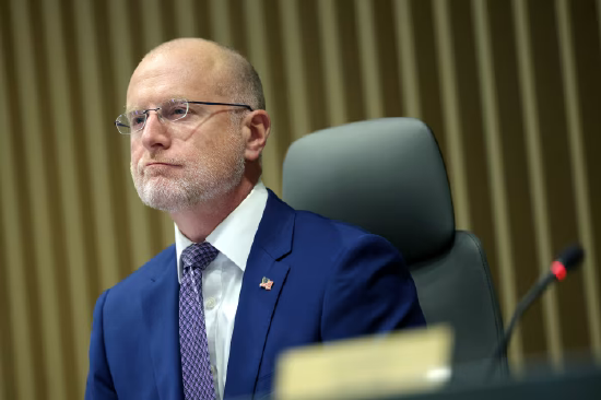 美国联邦通信委员会推进将电信呼叫中心迁回美国的计划-第1张图片-51吃大瓜 美国联邦通信委员会推进将电信呼叫中心迁回美国的计划-第1张图片-51吃大瓜