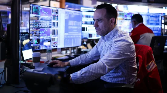 午盘：美股维持涨势 标普500指数上涨0.3%-第1张图片-51吃大瓜