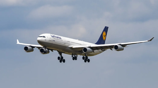 若霍尔木兹海峡仍不开放,欧洲机场或在三周内面临航空燃油短缺-第1张图片-51吃大瓜 若霍尔木兹海峡仍不开放,欧洲机场或在三周内面临航空燃油短缺-第1张图片-51吃大瓜