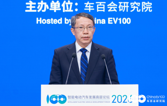 清华大学教授李克强:去年智驾相关投诉比例激增,安全事故频发已引起社会公众质疑-第1张图片-51吃大瓜 清华大学教授李克强:去年智驾相关投诉比例激增,安全事故频发已引起社会公众质疑-第1张图片-51吃大瓜